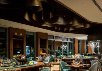Golden Night: Jantar e Festa | Odyssey, Hyatt Regency Lisboa a Lisbon