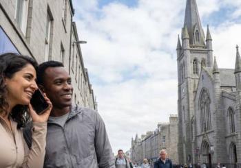 Aberdeen Audio Tour: Aberdeen's Dual Landmarks Odyssey