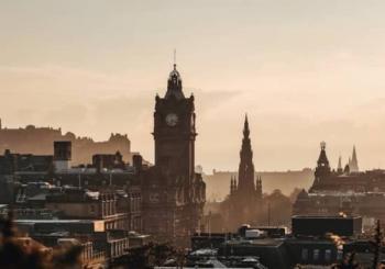 Edinburgh Audio Tour: Monuments, Myths & Mysteries of the Old Town