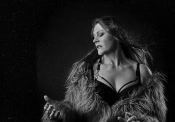 Floor Jansen en Col. Centro Monterrey