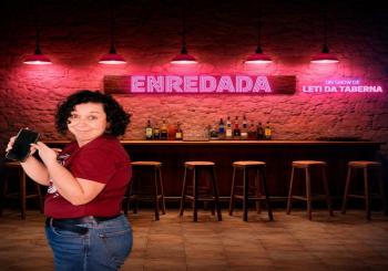 Leti da Taberna con 'Enredada' en Ribadumia en Albacete