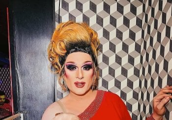 Terapia sin cita Show drag y espectáculo en directo con Miss Mars en Rouge (Vilanova i la Geltrú) a Barcelona