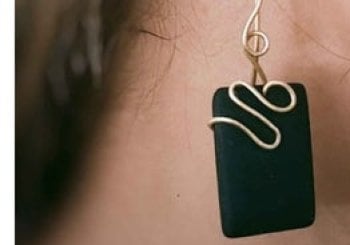 Poble Espanyol - Taller artesanal: joyería en piedra con cobre a Barcelona
