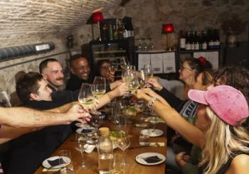 Barcelona: Wine, Tapas & Theatre: A Playful Wine Tasting