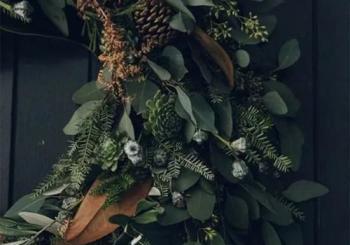 Taller de coronas y arreglos navideños en Madrid