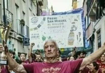 Calçotada 7/03 Carrer Progrés en Barcelona
