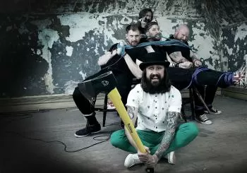 massive wagons en Buckley