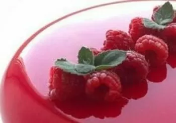 Taller Mousse de Fresa con glaseado espejo (Reserva paga y señal) en Vilanova i la Geltrú