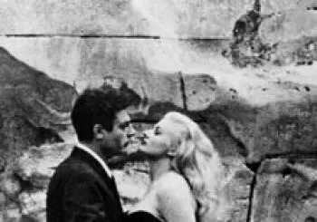 (CICLO FELLINI, CENTO ANNI) · LA DOLCE VITA en SEVILLA