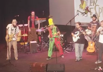 COOLTURAL KIDS - LET´S ROCK (EL ROCK SE CUELA EN LA ESCUELA) en Almería