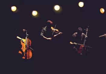 LES OGRES DE BARBACK 1IERE PARTIE - LES OGRES DE BARBACK 1IÈRE PARTIE a Chateaurenard