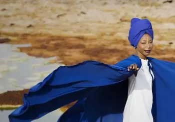 FATOUMATA DIAWARA en St Cyr Sur Loire