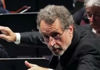 El anillo sin palabras (L'Anell sense paraules) en Barcelona