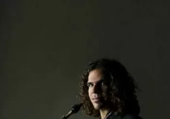 ANTONIO LIZANA Presenta “Una Realidad Diferente” en Café Berlín, Madrid