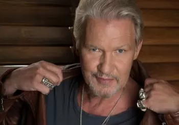 Johnny Logan en Dublin
