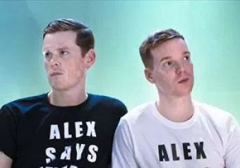 Alex Rex en The Greys