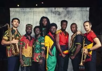 Pat Thomas and Kwashibu Area Band en Jazz Cafe