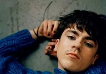 Declan Mckenna en O2 City Hall