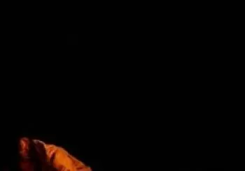 ESTRÉNATE 2021 · CÍA. VUELTA DE TUERCA: “EL FUEGO AMIGO” en Sevilla