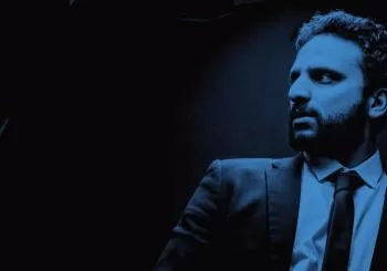 Nish Kumar en Bath