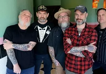 Lucero en Brighton