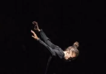 Caldera Grec'21 | 'La nuit' + 'Sur le fil' de Nacera Belaza en Barcelona