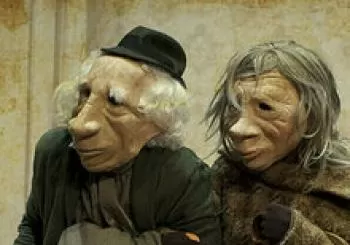 KULUNKA TEATRO en VALDERROBRES. FESTIVAL DE LOS CASTILLOS