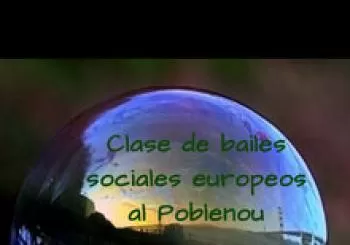 Clase de bailes sociales europeos. En Barcelona