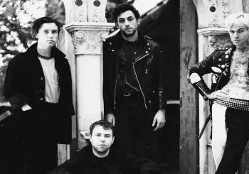 THE NEIGHBOURHOOD en Paris