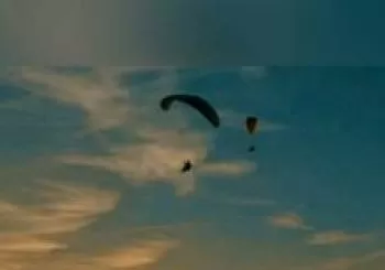 VUELO EN PARAPENTE BIPLAZA - GUADALAJARA en Alarilla