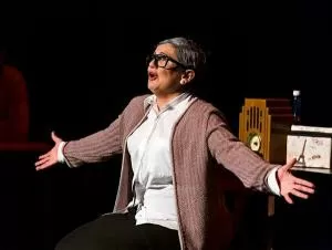La profesora Rosalba Scholasticus