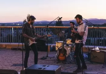 DELORENZO en el Búho Real en Madrid