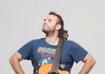 El niño de la hipoteca en León (acústico)