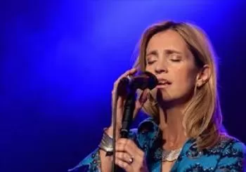 Cara Dillon en Komedia Big Room