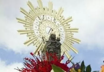 PERDIGUERA: PARTICIPACIÓN OFRENDA DE FLORES 2021 en ZARAGOZA