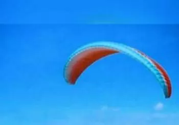VUELO EN PARAPENTE BIPLAZA- BILBAO en Sopelana