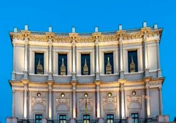 VISITAS CON AUDIOGUIA TEATRO REAL en Madrid