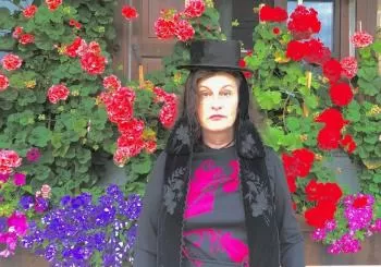 Cora Frost - Else – Ich trage Dich immer zwischen meinen Zähnen en Berlin