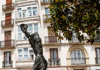 Visita guiada: Ruta de esculturas en Vitoria-Gasteiz