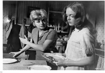 UN RETAZO DE AZUL Ciclo Shelley Winters