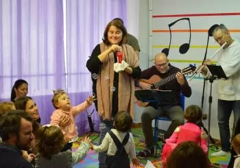 MOZART PARA BEBES. CAROLINA CANTA Y CUENTA en Pozuelo de Alarcón