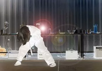 ESCENICA 