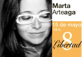 Marta Arteaga en Libertad 8- Espectáculo poético Inusual en Madrid