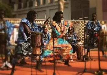 NGOMEZ NOKASS + ALUMNOS DEL ENCUENTRO ÁFRICA OCCIDENTAL en POntós