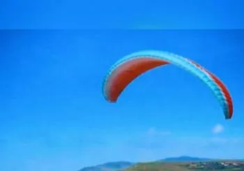 VUELO EN PARAPENTE BIPLAZA- Sopelana (Bilbao)
