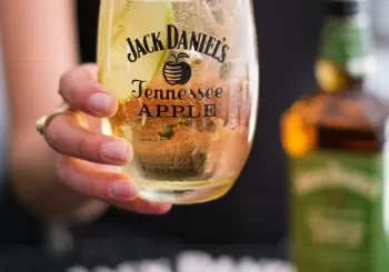 Summer Spots by Jack Daniel’s Apple: ciclo de conciertos en acústico en Valencia