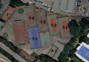 Acceso a las pistas de tenis, frontón y pádel de Valdemoro