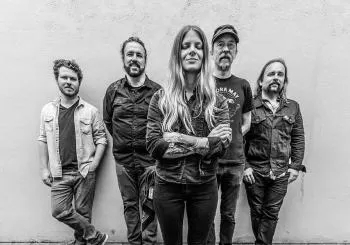 Sarah Shook & The Disarmers en Barcelona