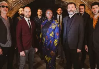 Elas son artistas &ndash; FREEDONIA. Soul Power en A Coruña