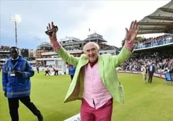 My Dear Old Things: An Evening With Henry Blofeld en Exeter Corn Exchange